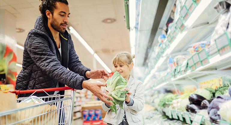 FDA HPC body 1 man and girl at supermarket 